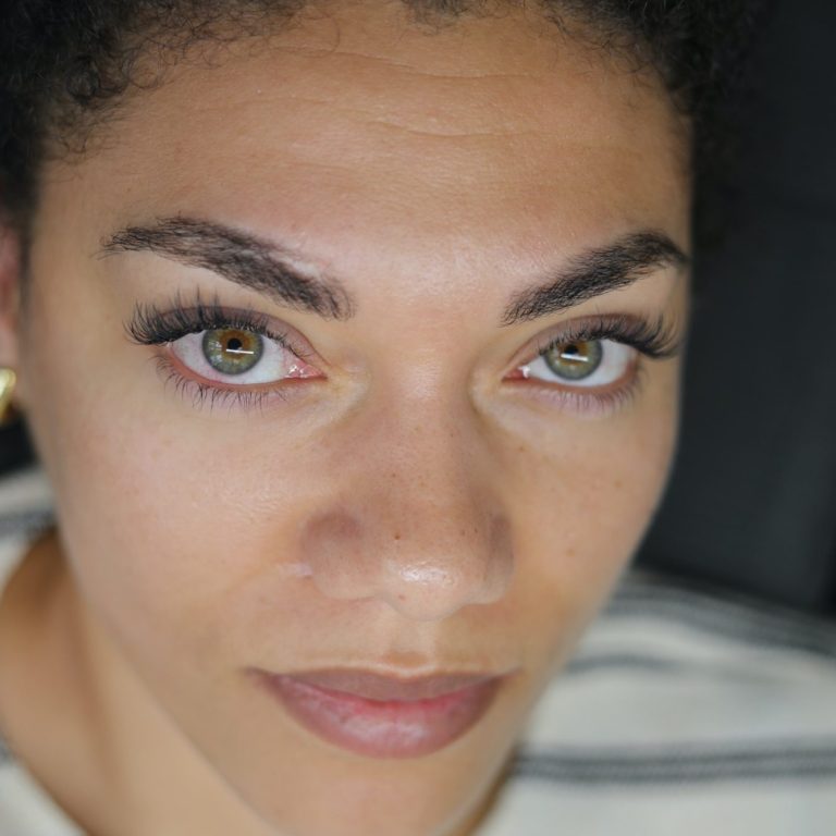 Institut de beauté Œil de Nout à Gradignan, non genré et spécialisé dans le regard