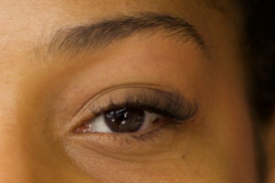 Remplissage extensions de cils pose volume 2D à Villenave - par l'institut Œil de Nout